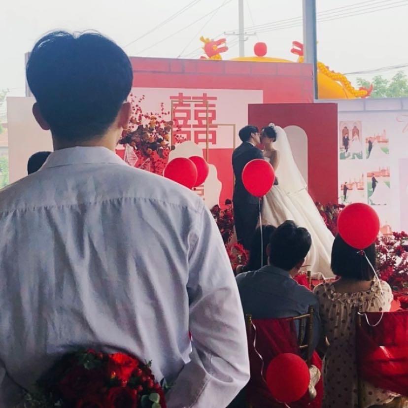 @菠萝吹雪👹