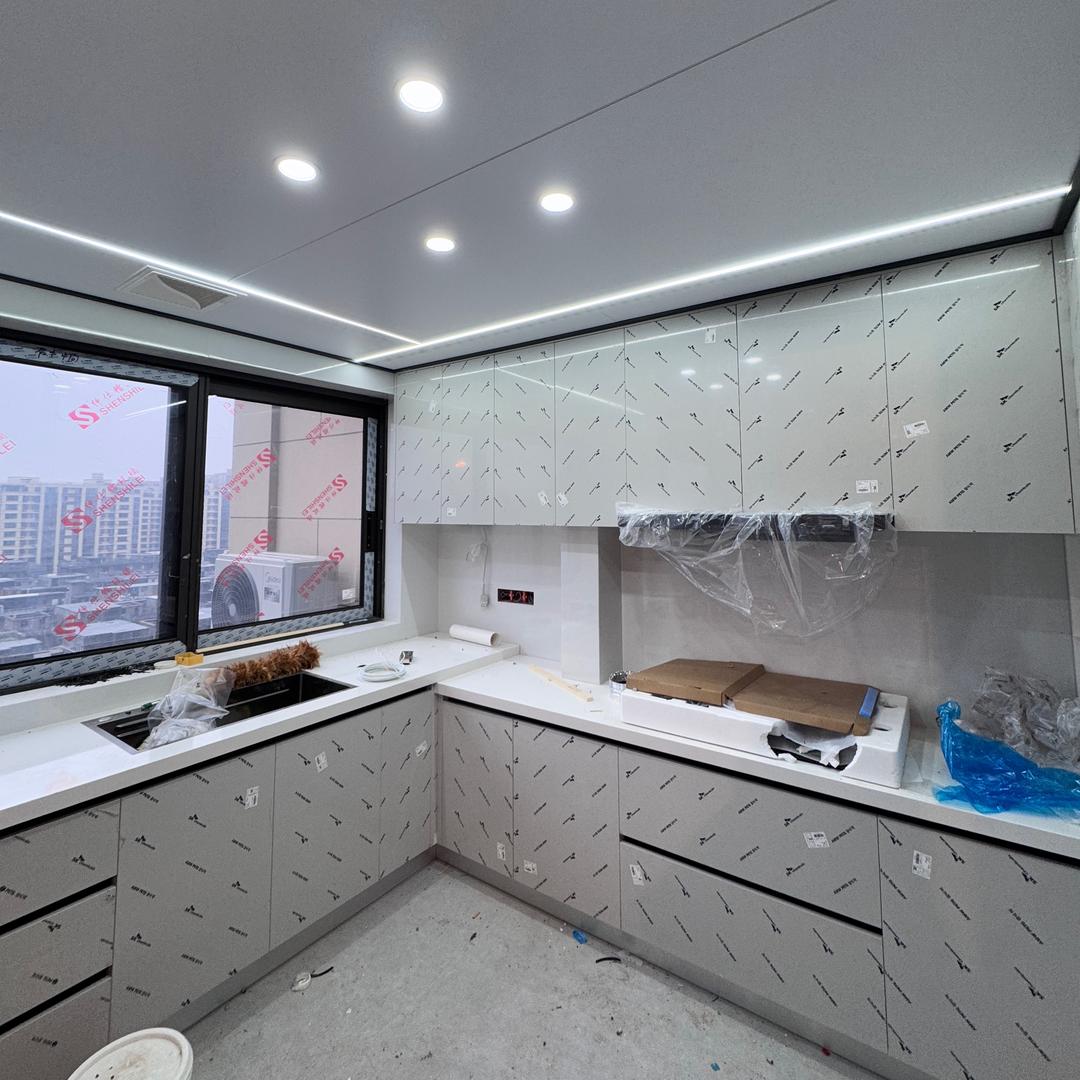 诸暨久顶集成吊顶工厂