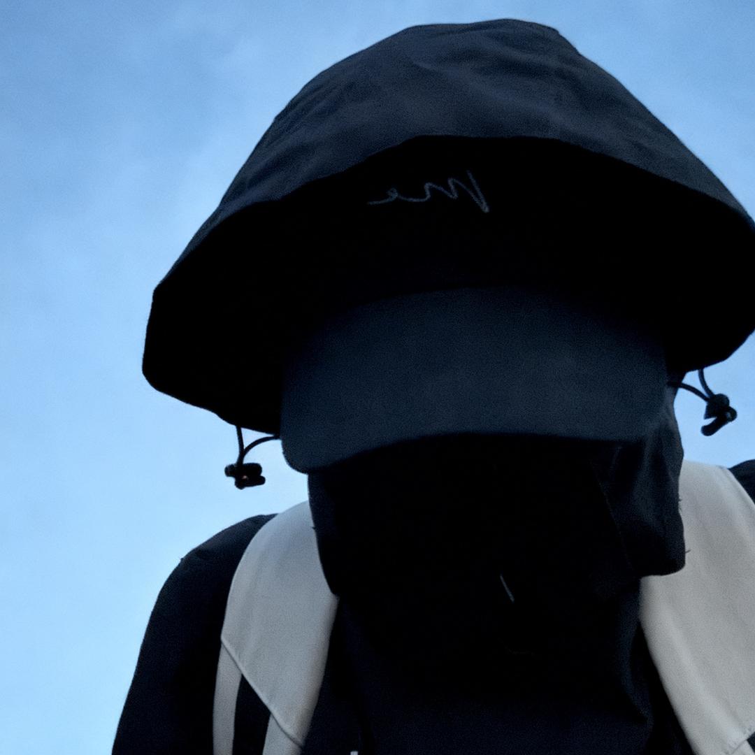 雷霆先生           🪳