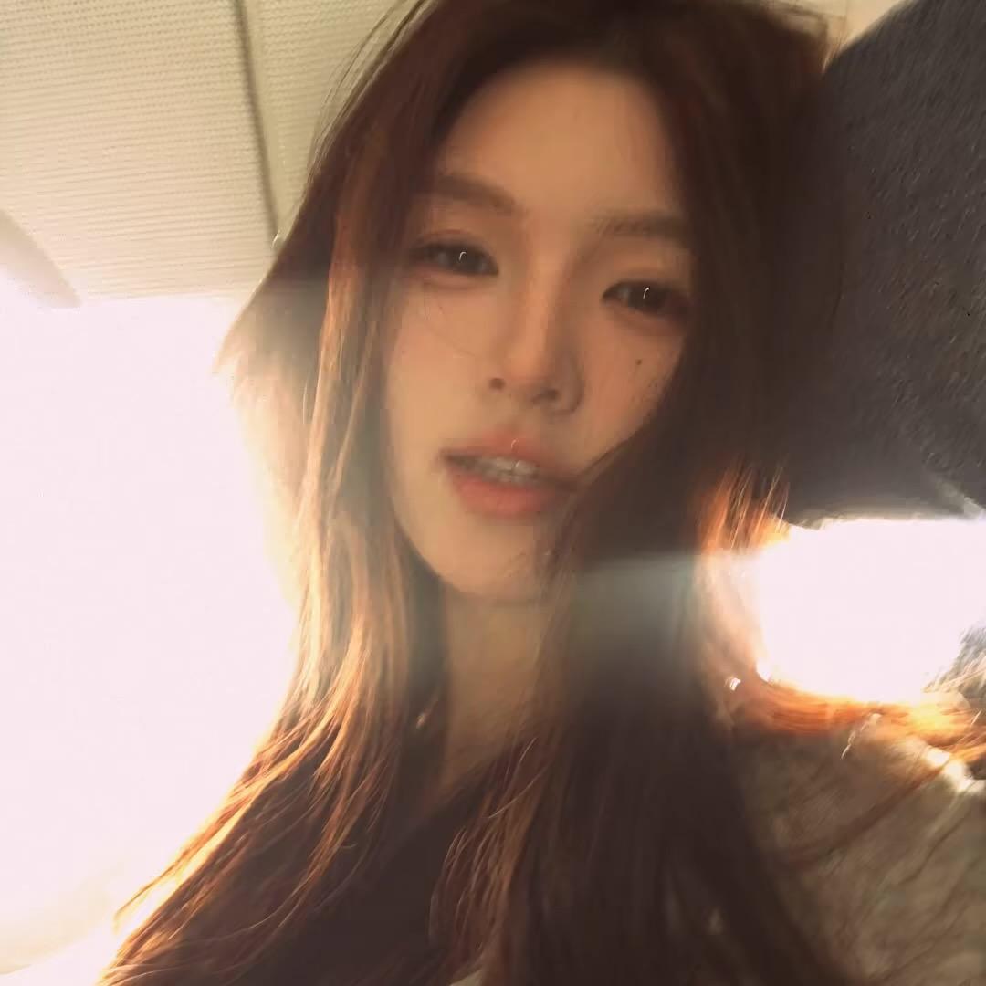 iuu7^