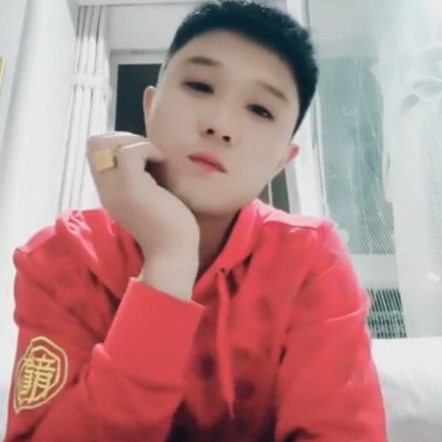 夏初。   平淡余生