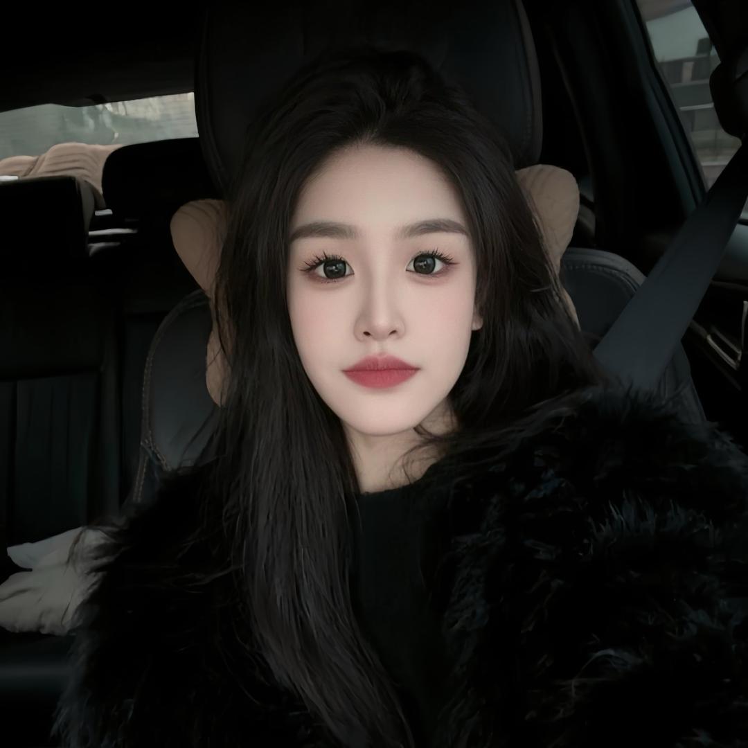 A.都说她长得漂亮.