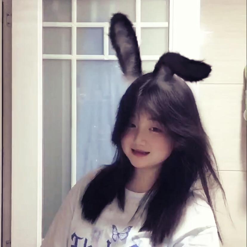 蝴蝶璐🎀和玥亮汽水🌙