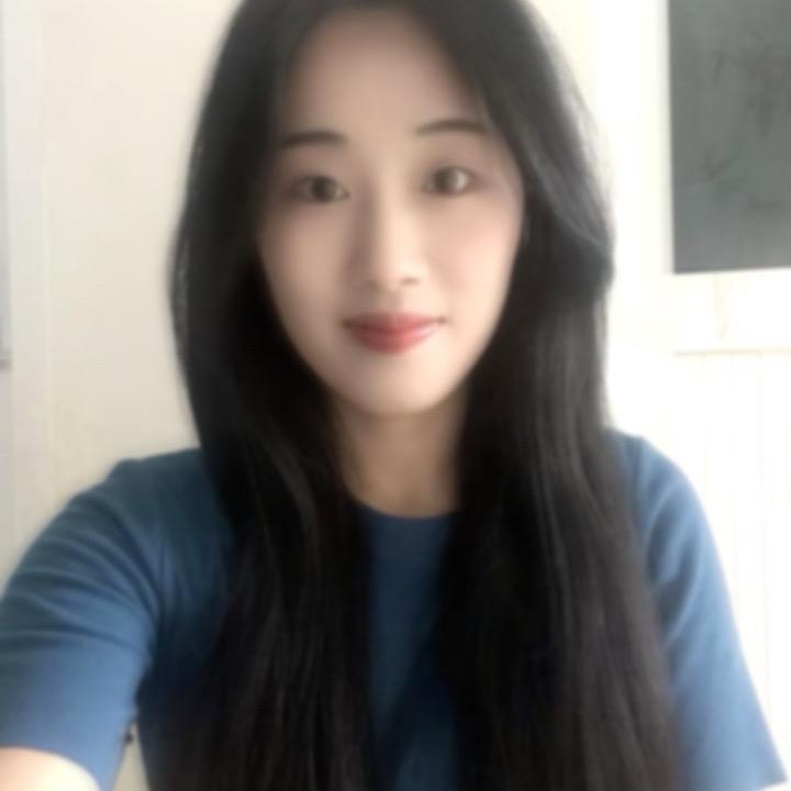 是佳佳吖～
