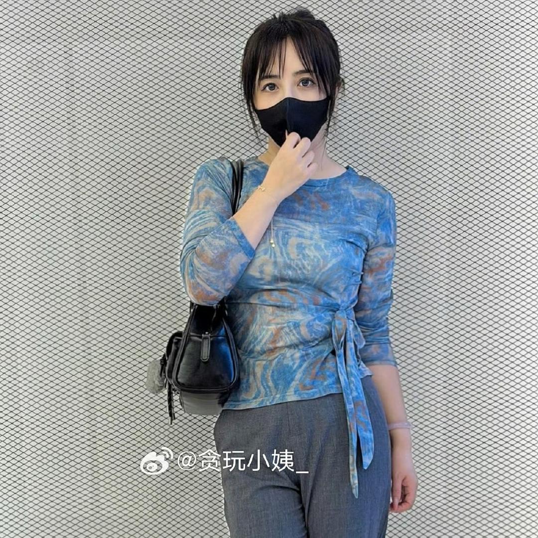 贪玩小姨（搬砖版）
