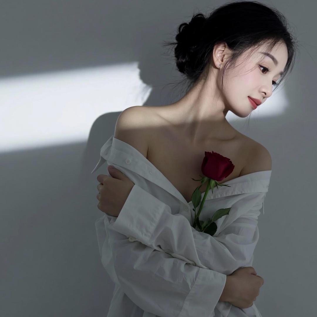 不吃韭菜🌸