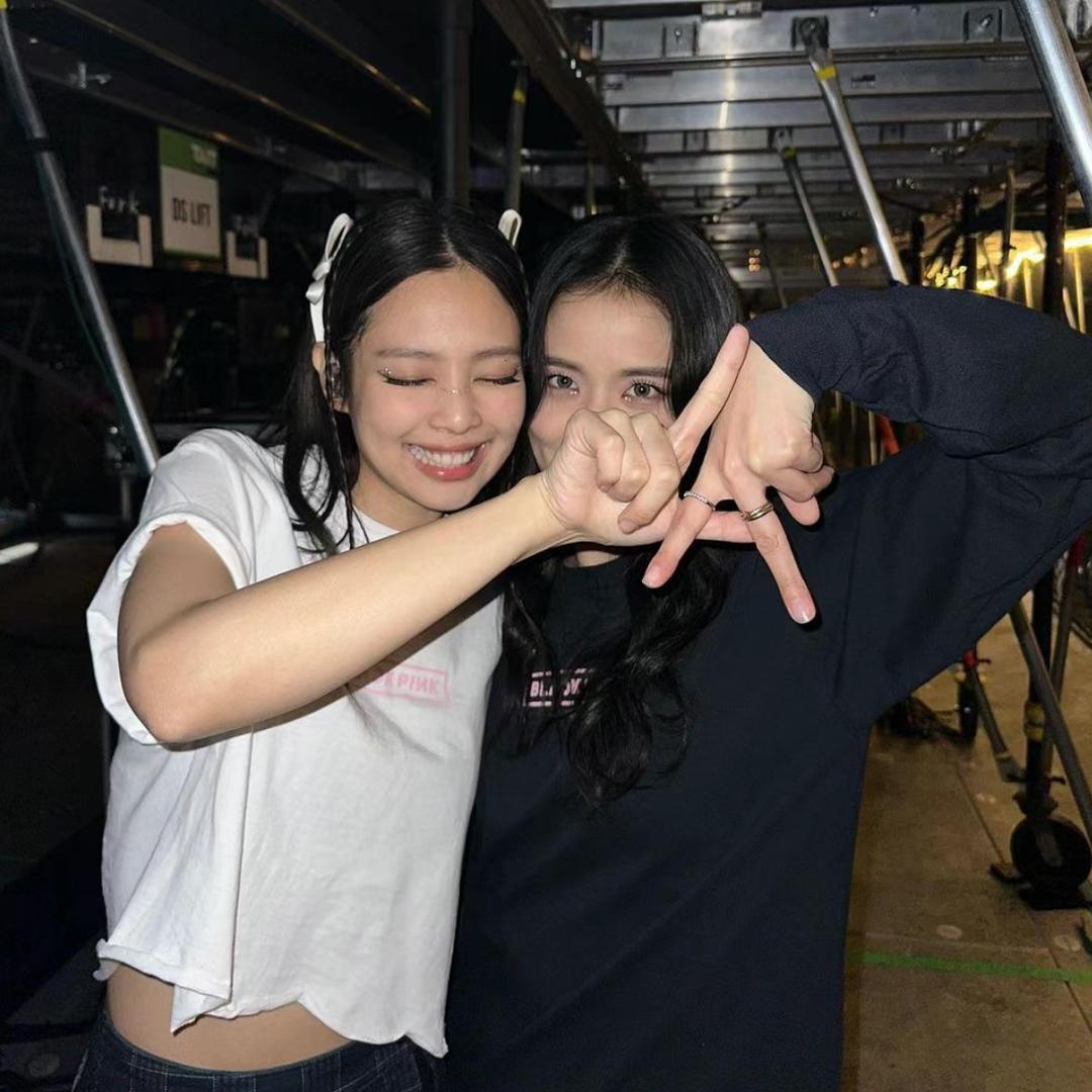 美羊羊吖.