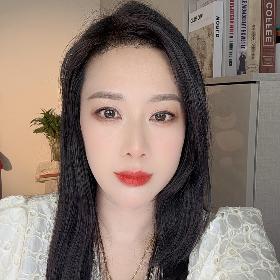 浠玥