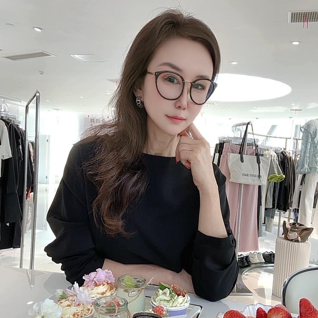 南京千雅女装程姐