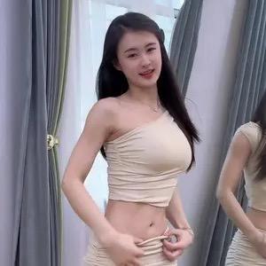 曼曼爱好玩