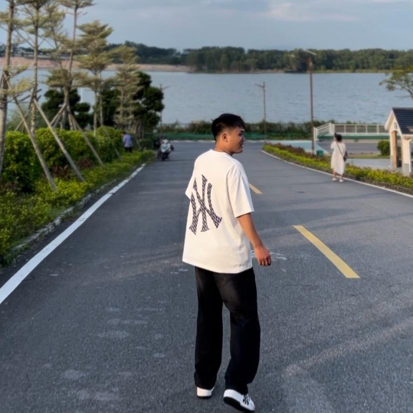 小李呵