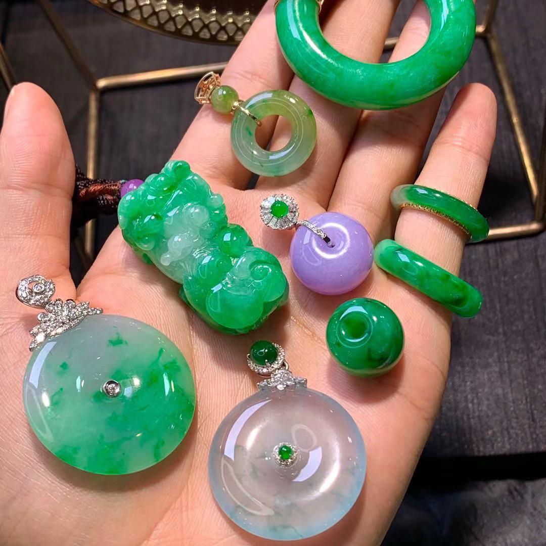 千禧翡翠