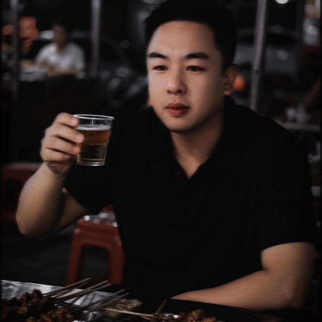 阿￥龍
