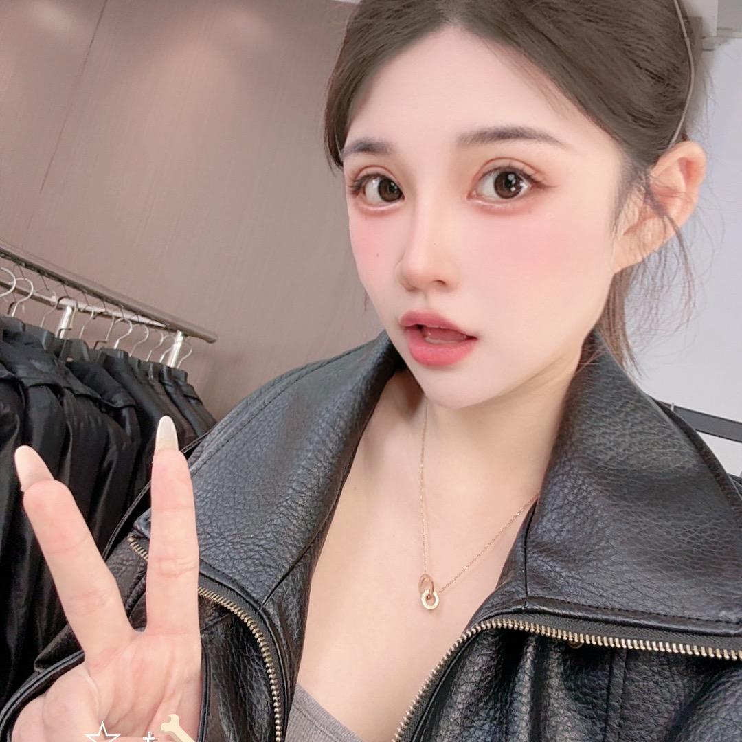 皮衣妹妹工厂店