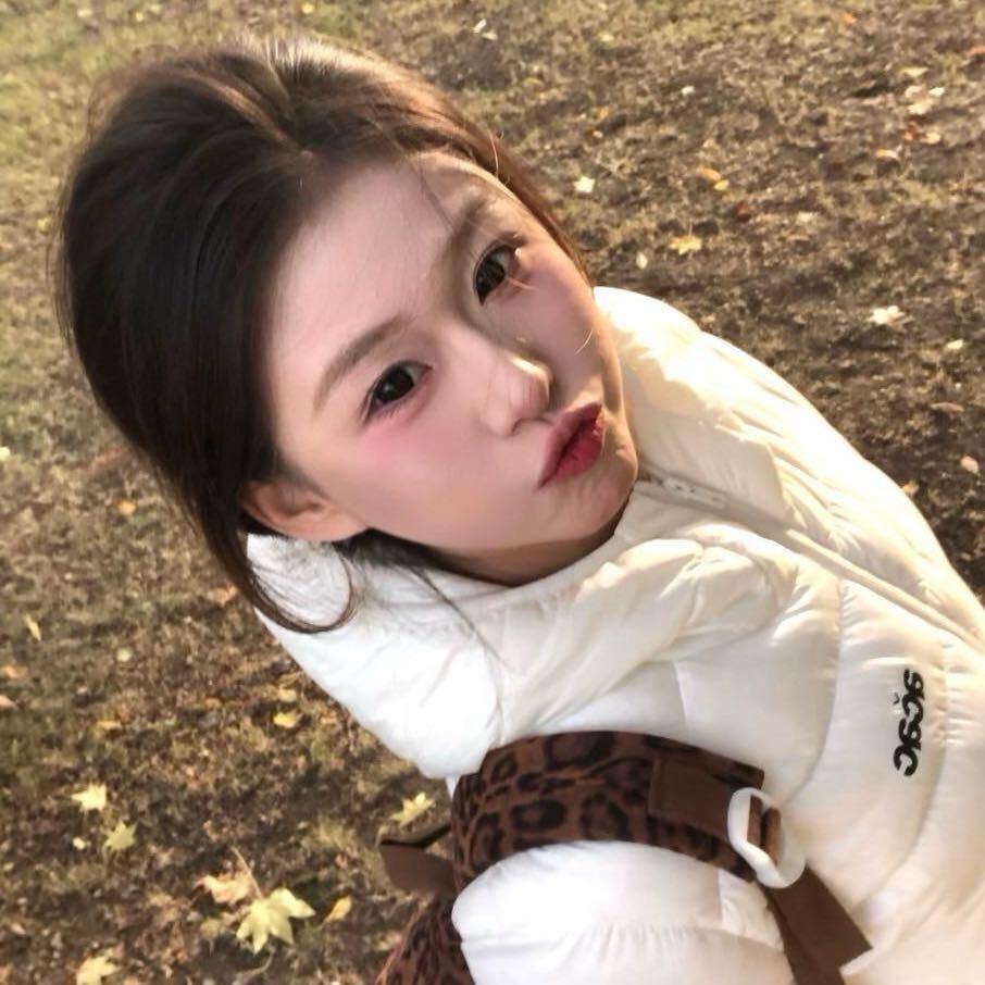 郭 美 美う
