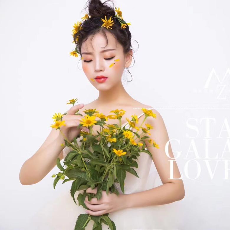 妮妮睡不醒呀