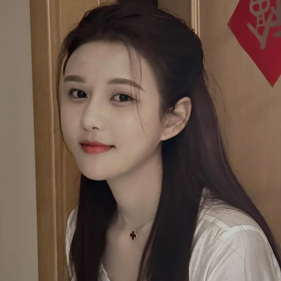 万依玲