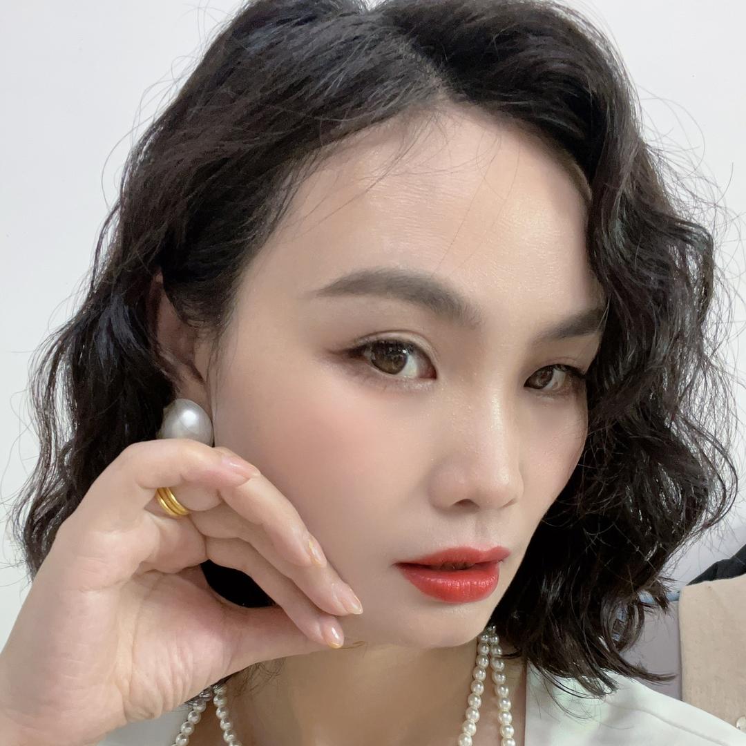朱朱小号- - 相遇衣帼