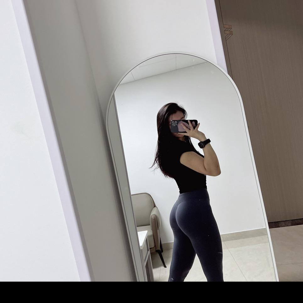 依婷🏋️‍♀️