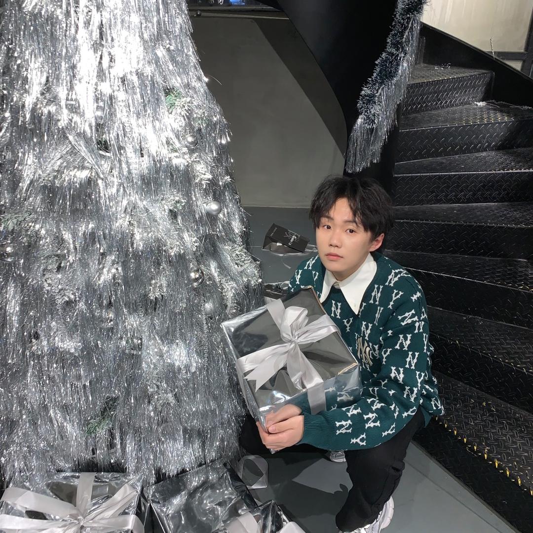 梅知伊