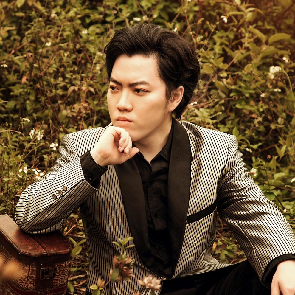 TH000黄翔