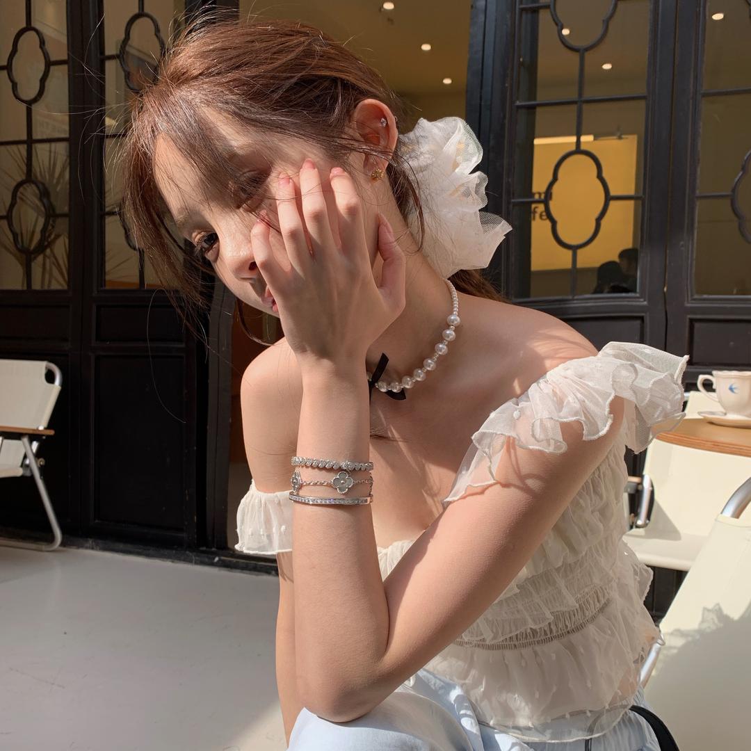 季白白不拜拜