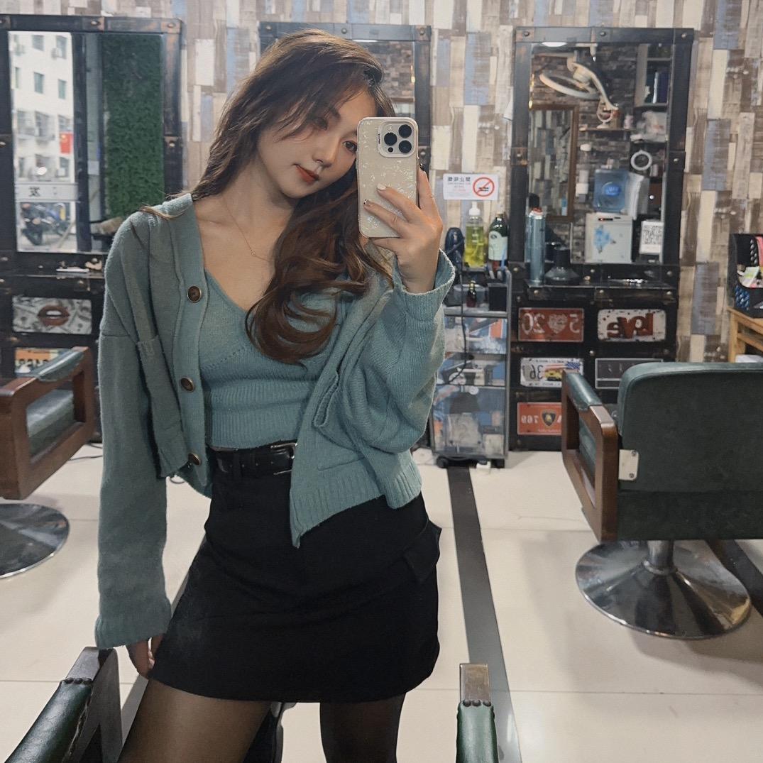 理发店的老板娘💇‍♀️发新设