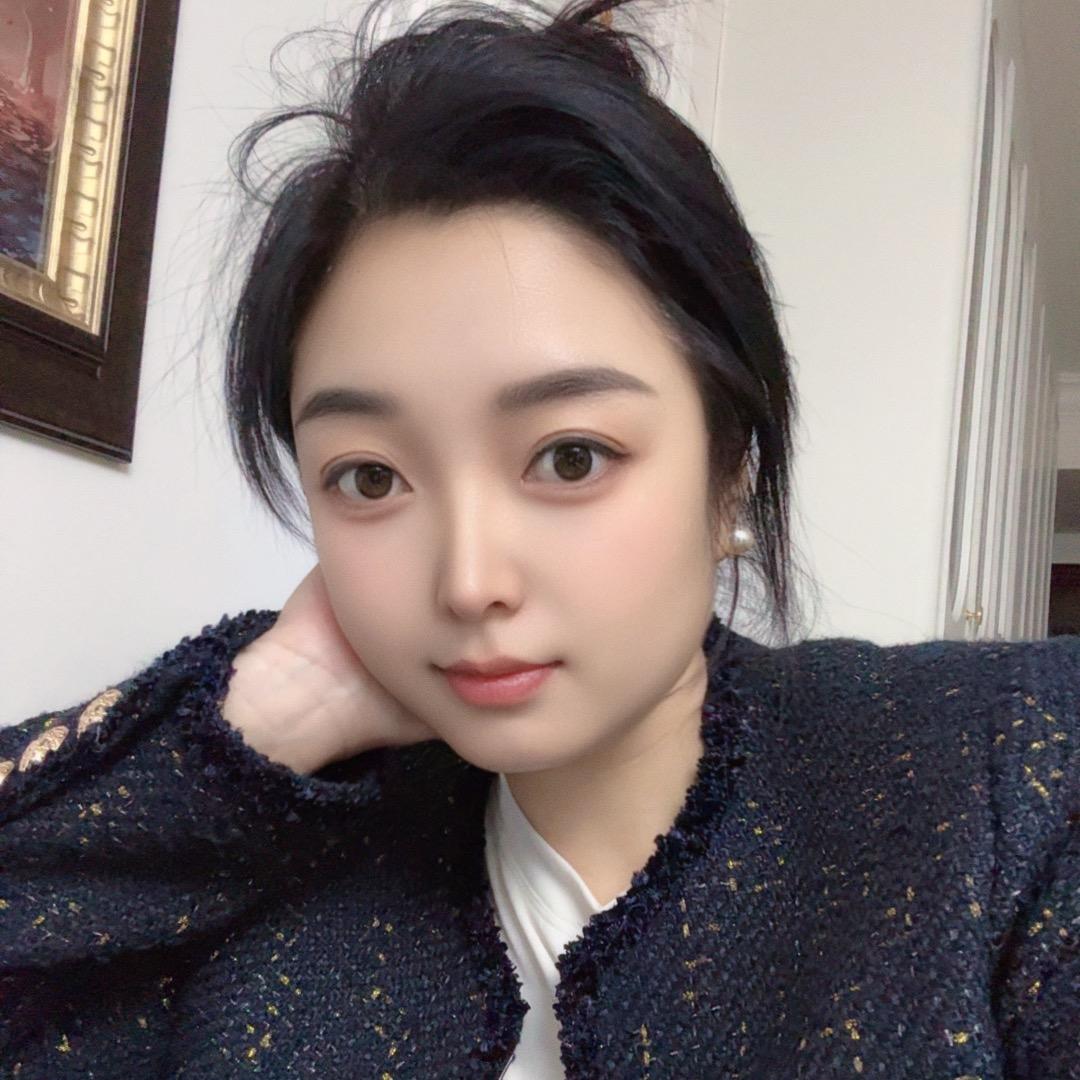 💕  _     ╭慧ゞ