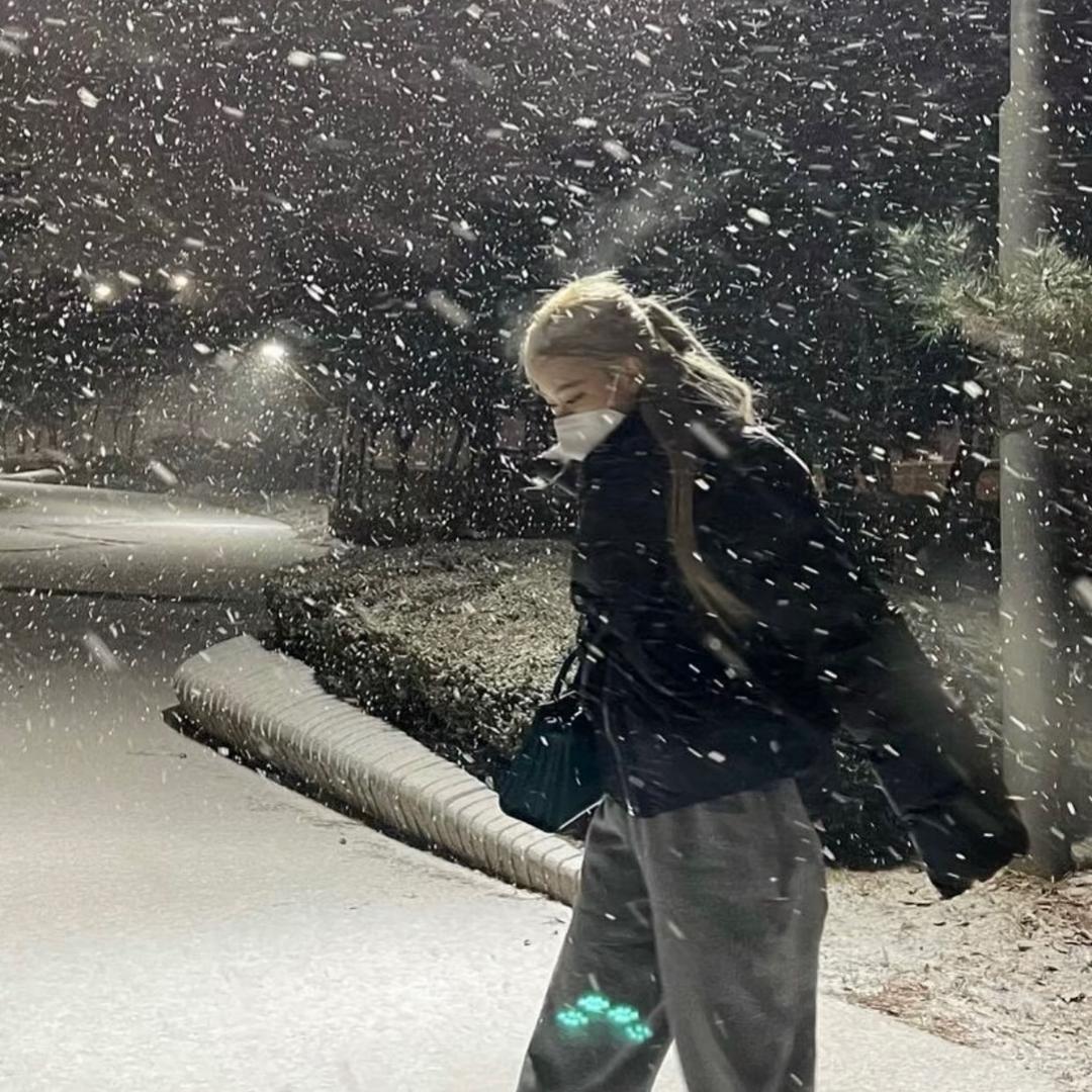 A̶ɴ̶ɢ̶ʟ̶ᴇ̶ʀ̶.