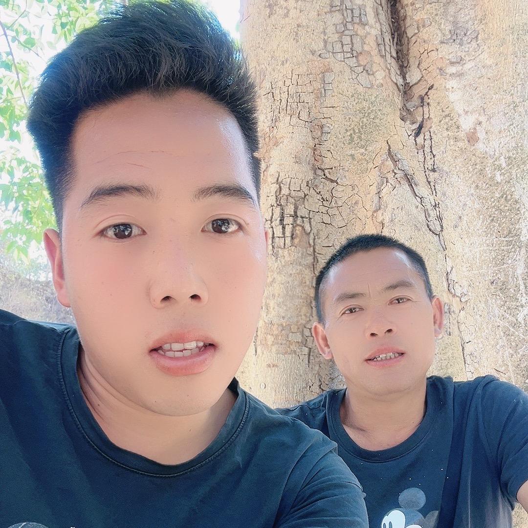 石瓢网红小杨帅龙狮子队（小杨帅）