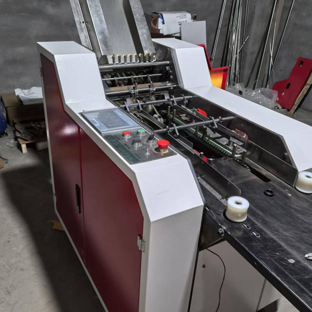 中博瑞全自动金条机