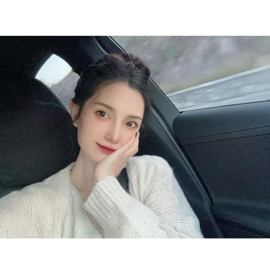 阿杰爱航服饰女装返场号