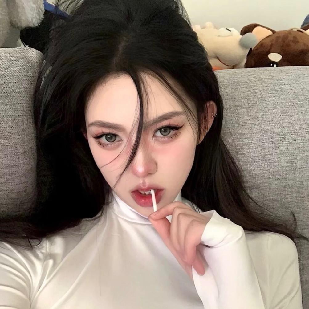 @𝓯𝓻𝓮𝓬𝓴