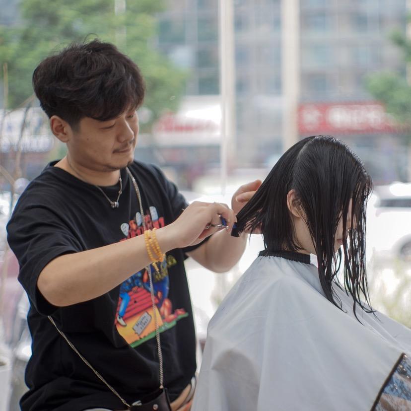 徐州孙杰妮尚发型设计