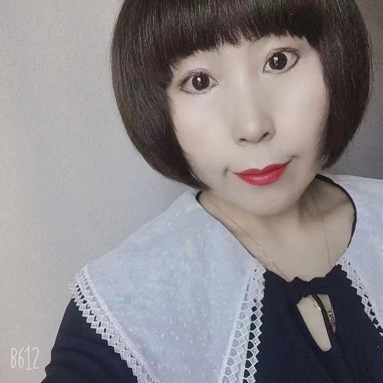 英子