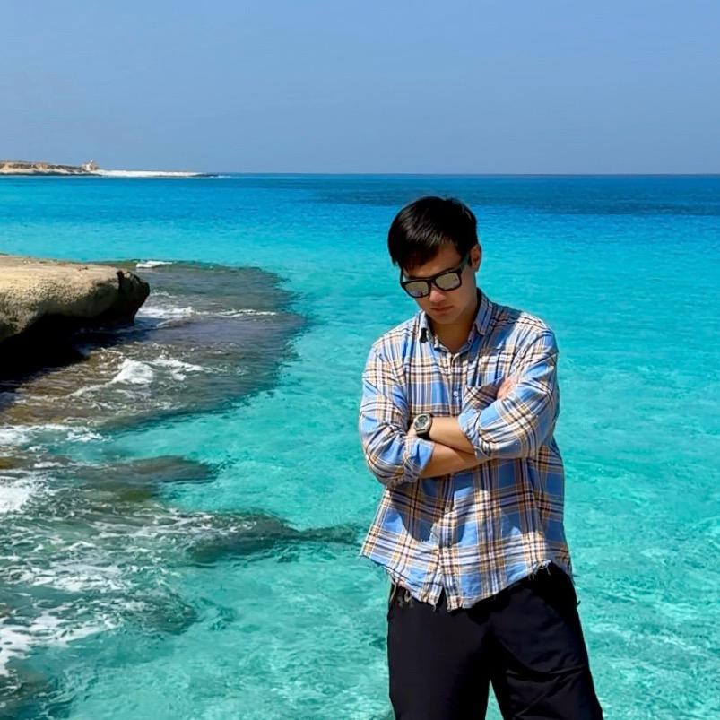 想做世界公民的老朱