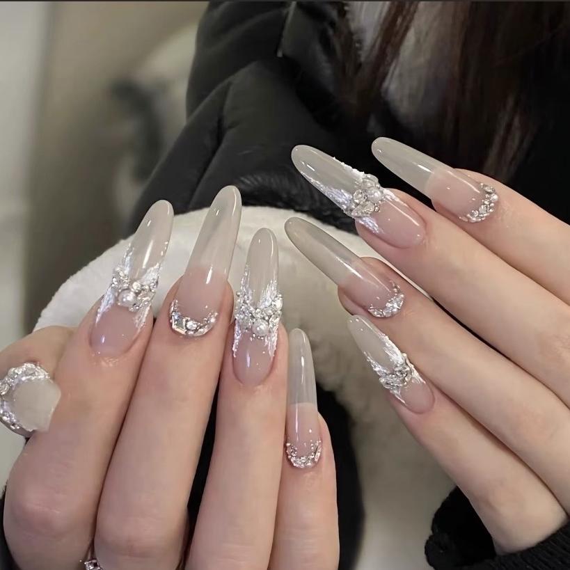 妍觅美甲美睫工作室