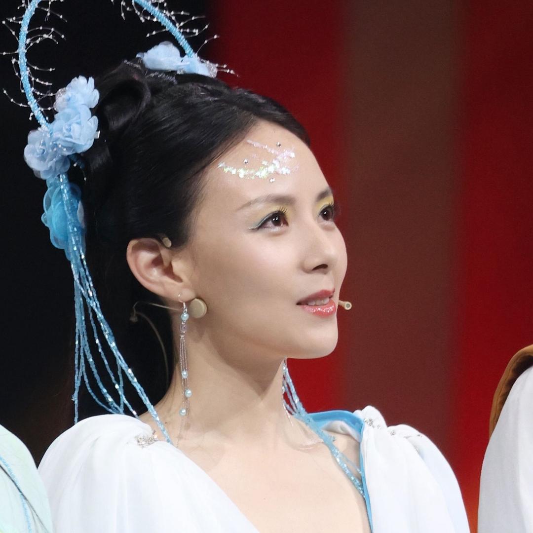 六仙女曹艳