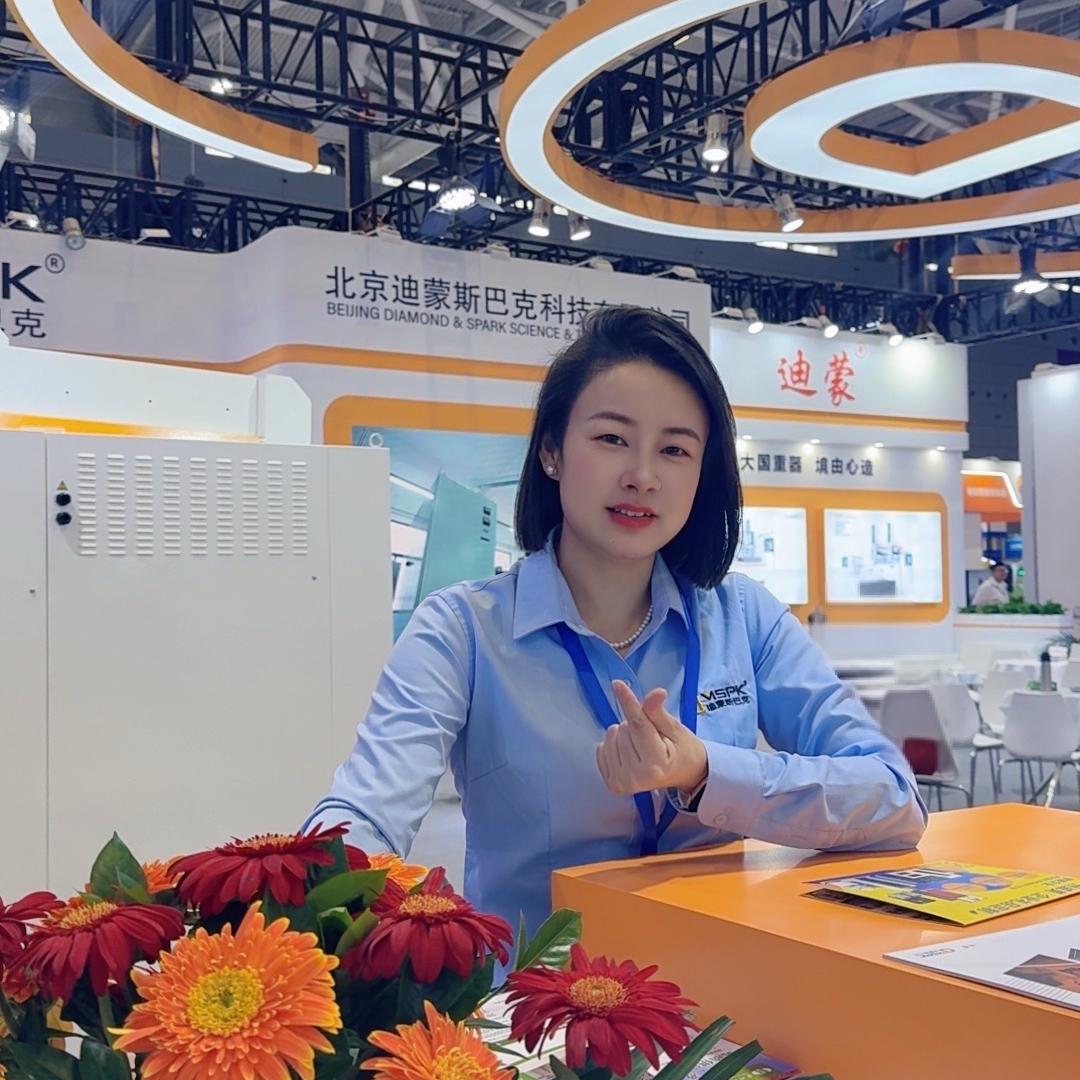 迪蒙火花机婷姐-迪冠机械