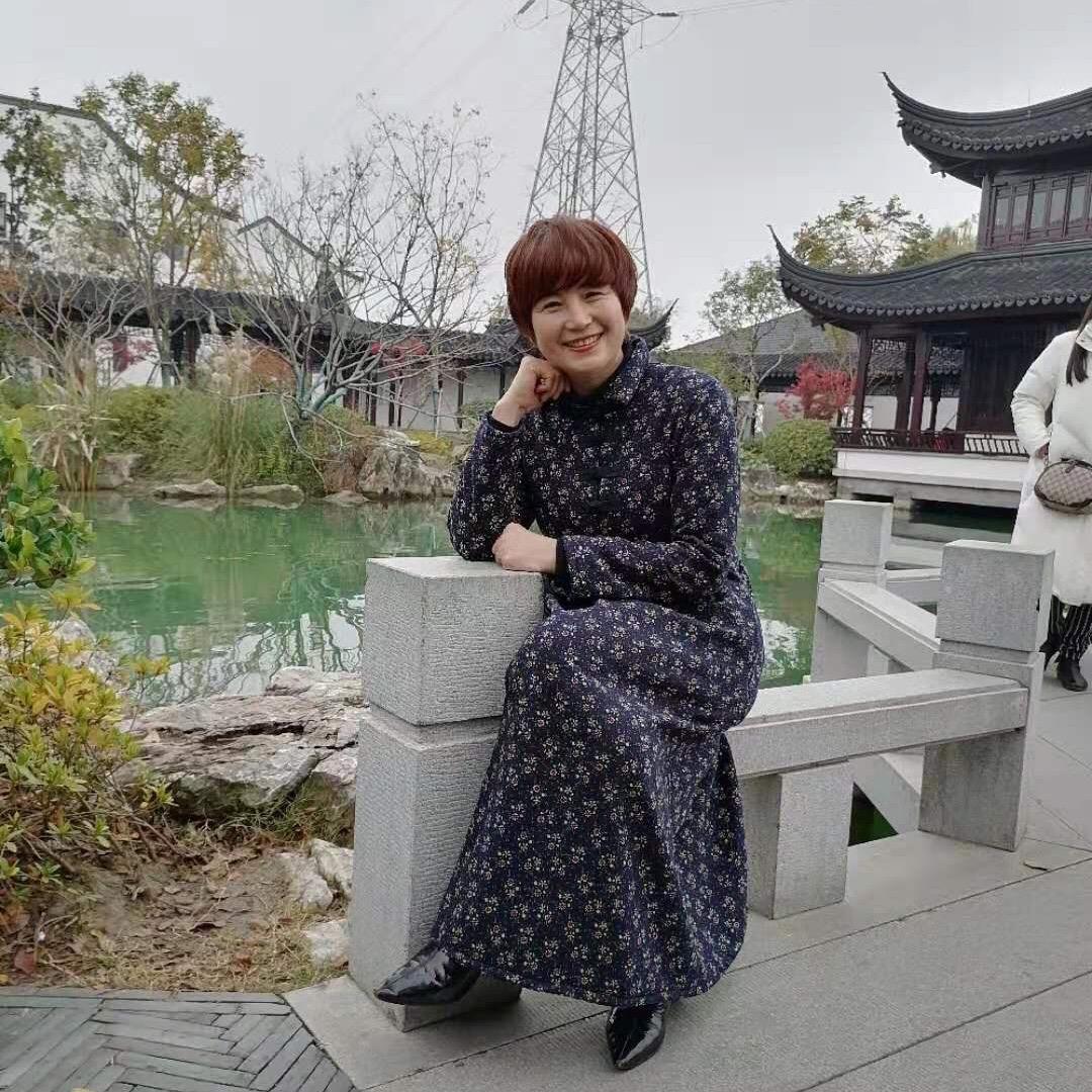 黄毛服饰