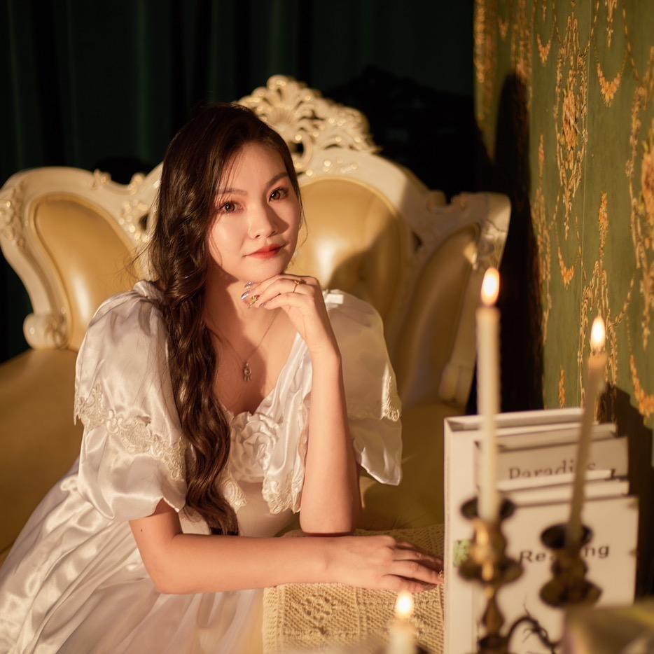 爱吃的猪猪女孩👧
