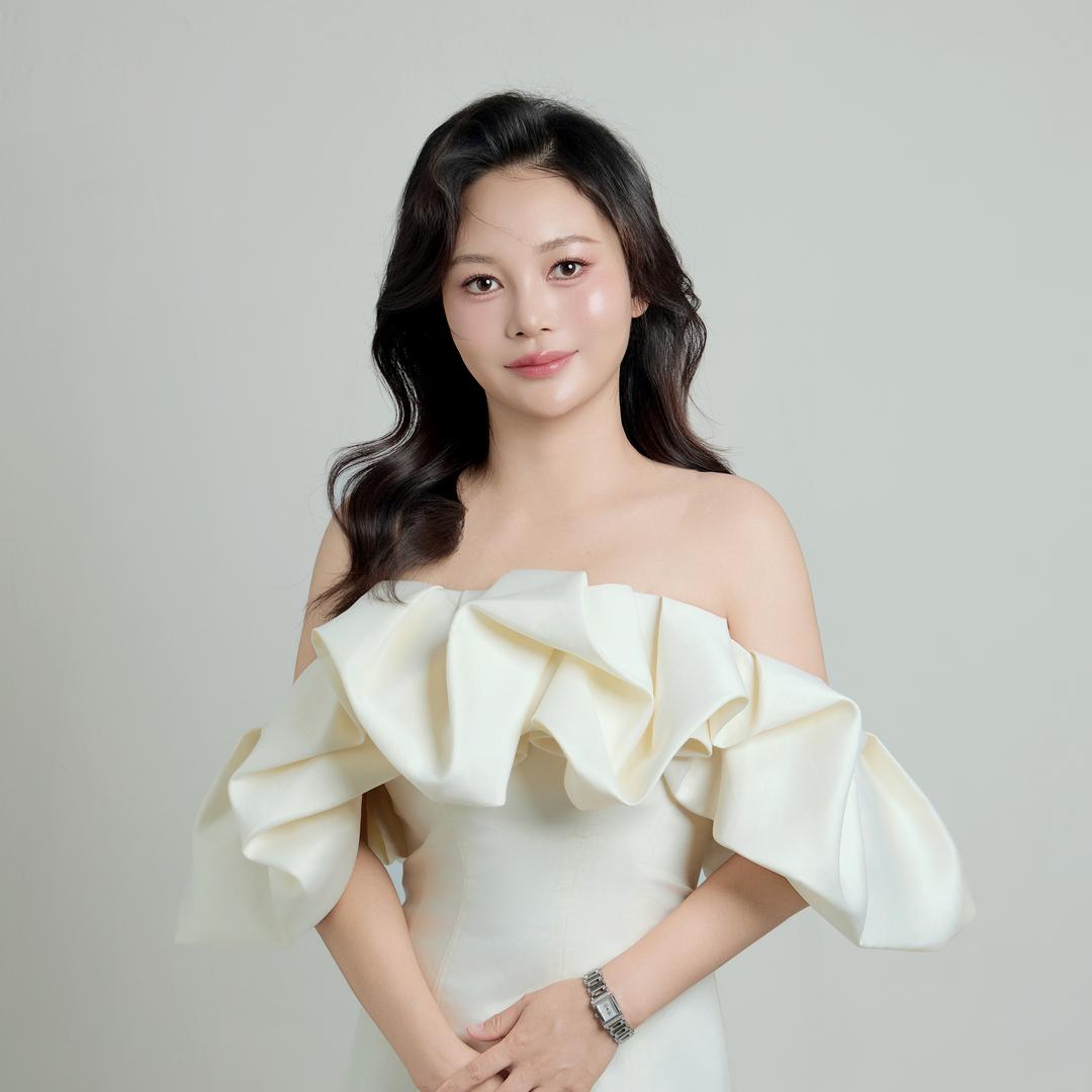 苏苏•西昌佰瑛娜素颜肌
