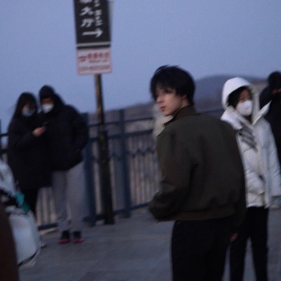 不是刘宇宁