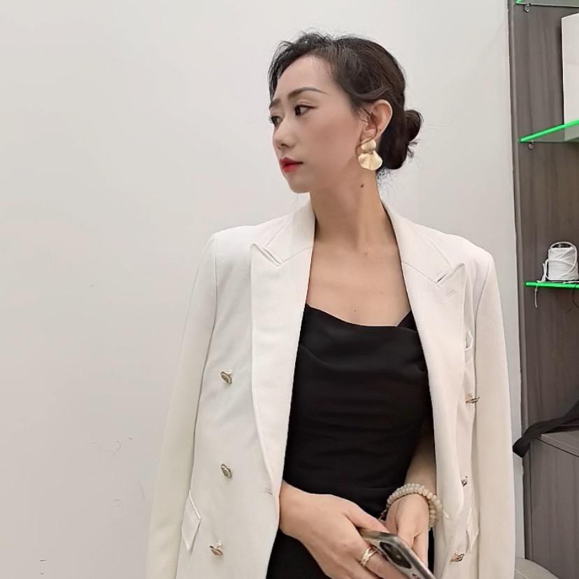 小资美学～汤汤 美甲美睫护肤半永久