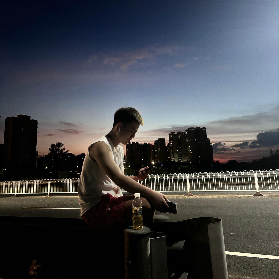 在等你的包吗👦