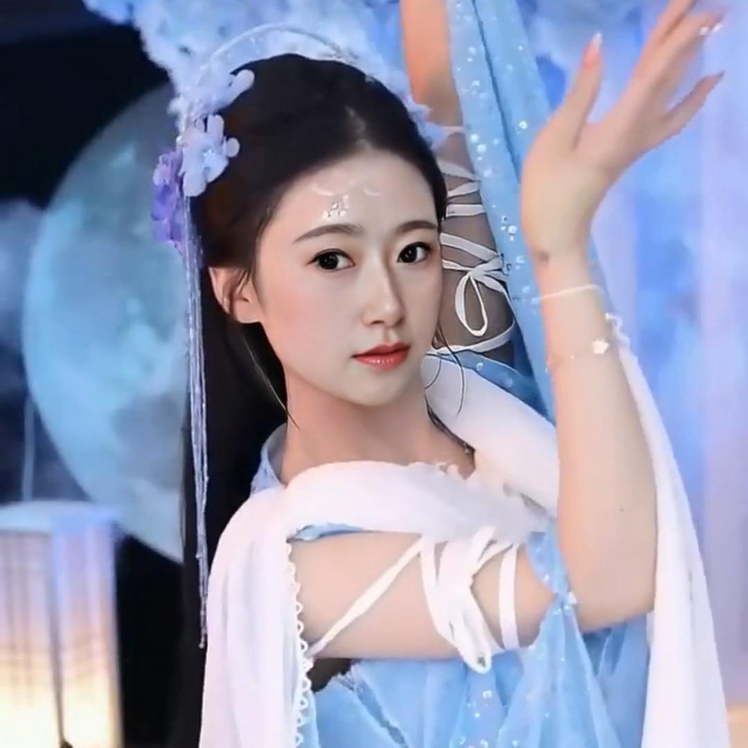 C小七