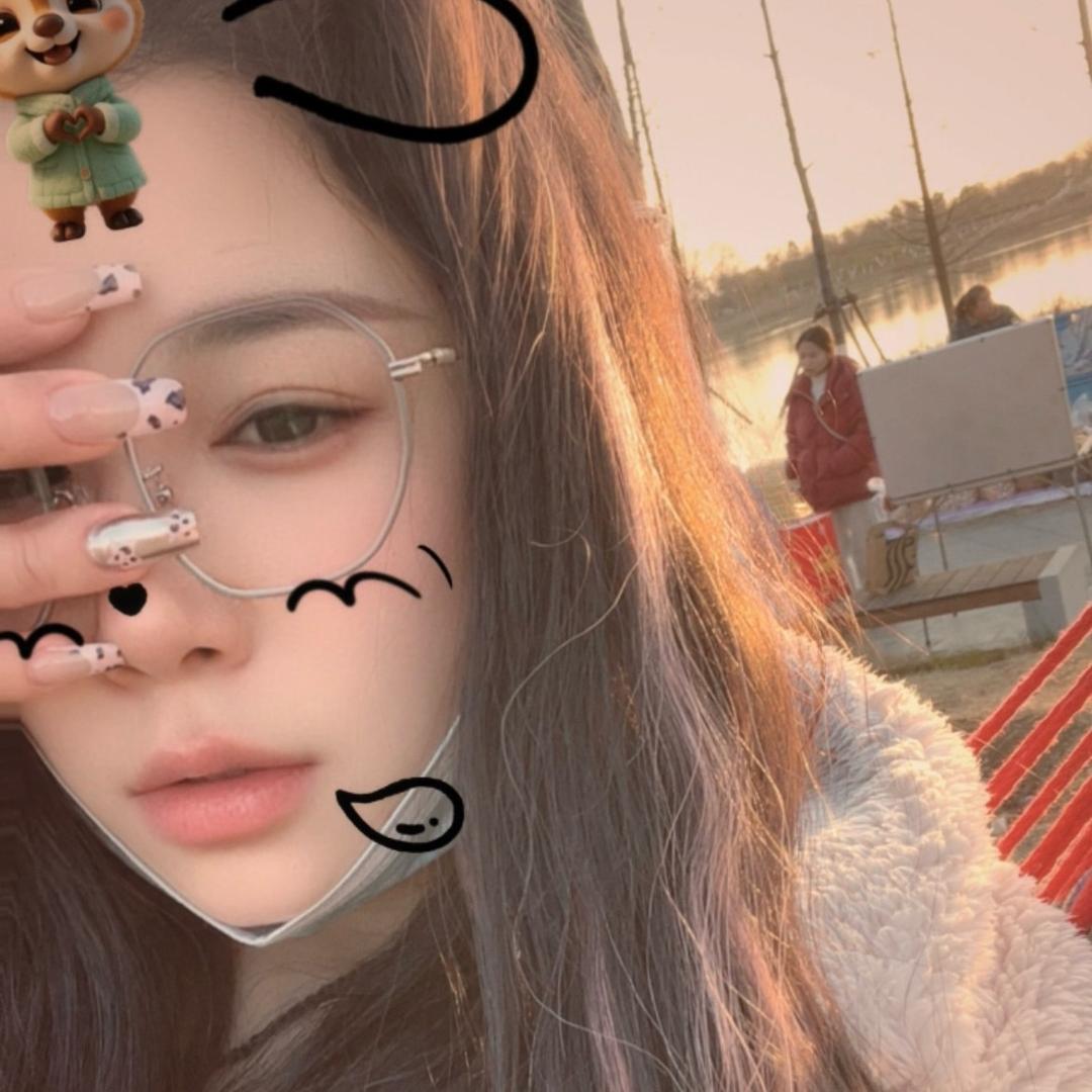 L ⊹꙳✧˖iu
