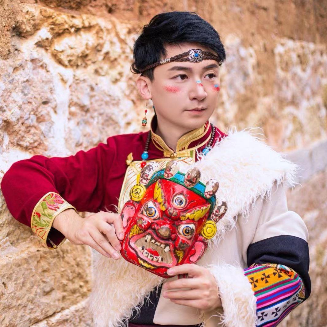 美甲艺术师鹏鹏（凝气期）