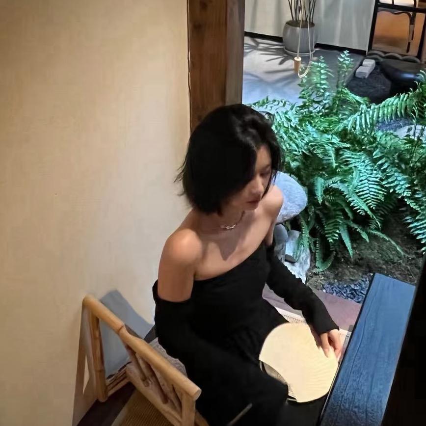 ʚ🐻ྀིɞMiuMiu