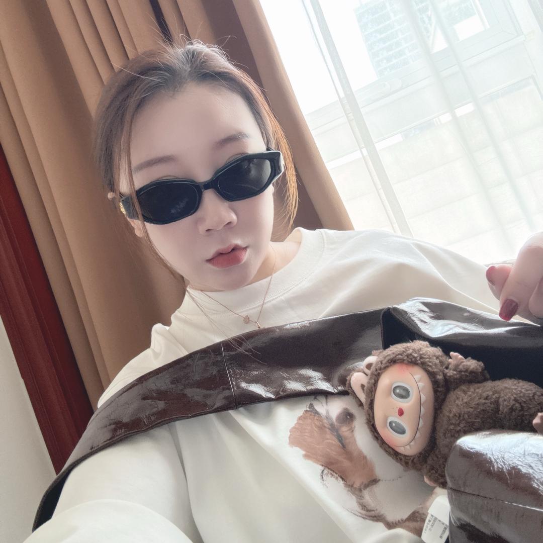 ZHANG^_^